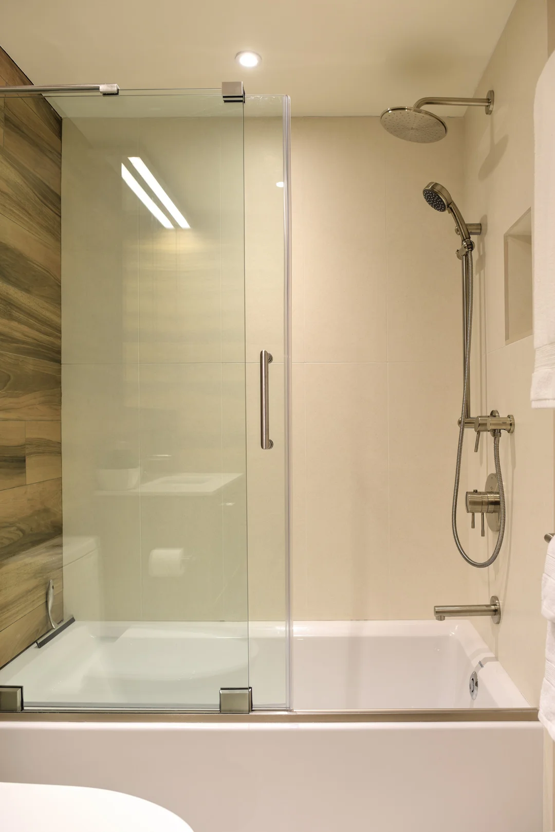 Lake Tahoe Condo Remodel — Bath – Interior remodel